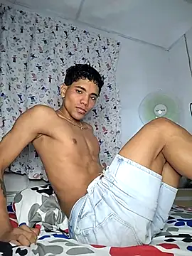 Snapshot of Alex_Sweeting chatting on 12.02.25 Alex Sweeting online show from 12.02.25