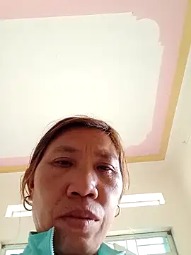 Snapshot of bella-la chatting on 02.15.26 bella-la online show from 02.15.26