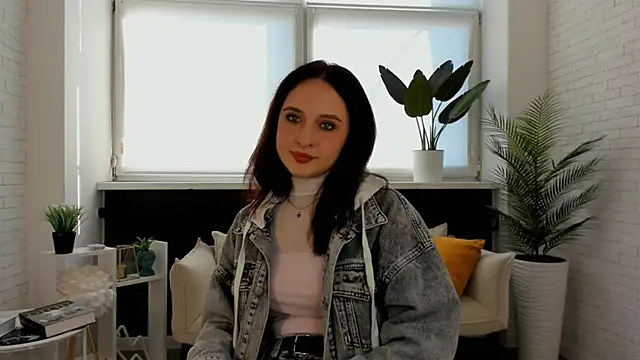 Snapshot of TalishaSturdy chatting on 10.31.25 TalishaSturdy online show from 10.31.25