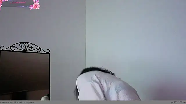 Snapshot of valeryablack chatting on 05.13.26 valeryablack online show from 05.13.26