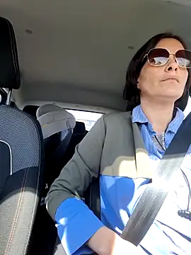 Piediniecollant online show from 04.10.26