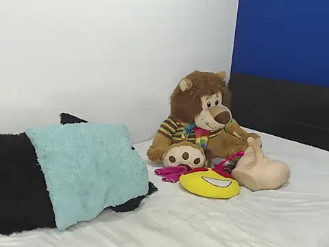 EmmilyConnor online show from 02.20.26