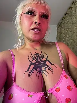 pinkbaddie777 online show from 11.12.25