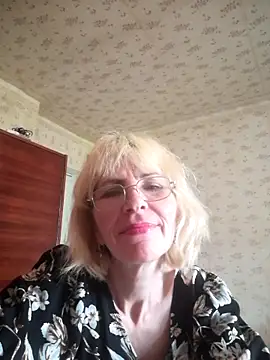 Snapshot of Georgette466 chatting on 06.10.26 Georgette466 online show from 06.10.26
