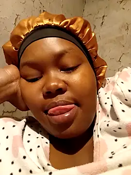 3bigcuteness online show from 11.17.25