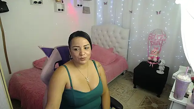 karitomyler   online show from 11.12.25