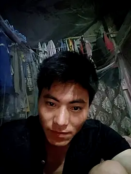 Snapshot of -Nathann- chatting on 04.27.26 -Nathann- online show from 04.27.26