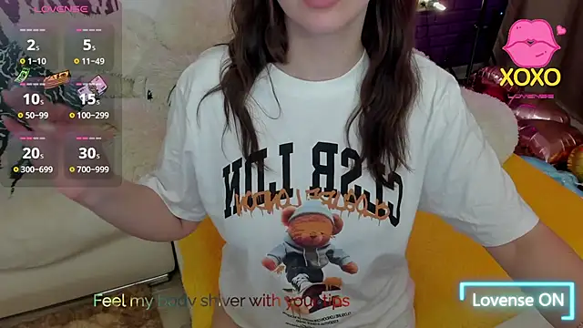 Snapshot of GlowMimi chatting on 05.25.26 GlowMimi online show from 05.25.26