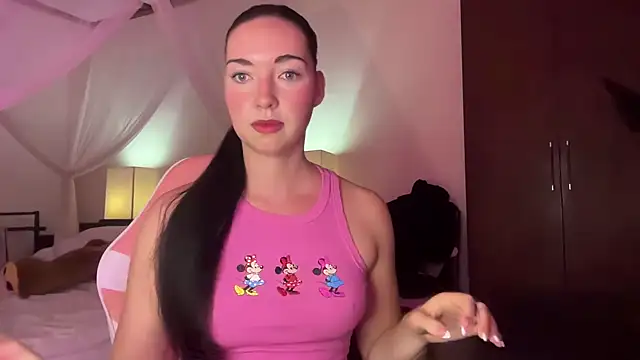 Bae Belle online show from 11.26.25