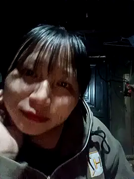 Snapshot of yoyo-mi chatting on 10.29.25 yoyo-mi online show from 10.29.25