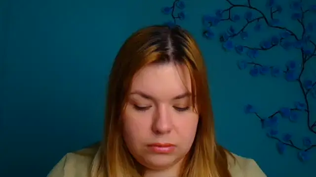 Snapshot of SusannaNight chatting on 02.13.26 SusannaNight online show from 02.13.26