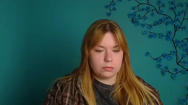 Snapshot of SusannaNight chatting on 04.19.26 SusannaNight online show from 04.19.26