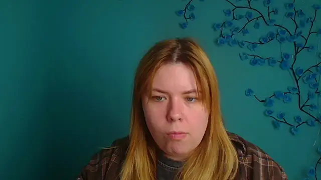 Snapshot of SusannaNight chatting on 04.21.26 SusannaNight online show from 04.21.26