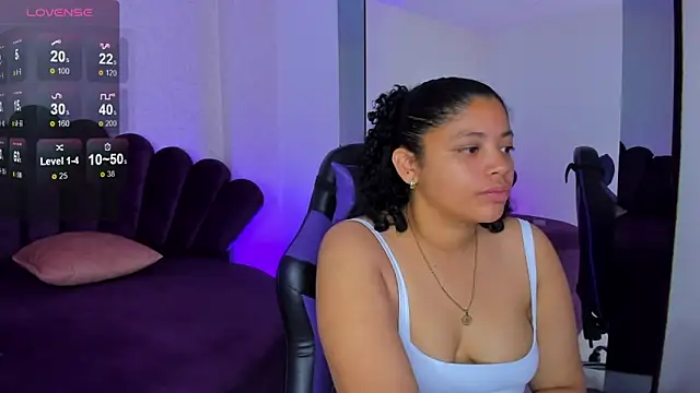 Siara 24 online show from 10.30.25