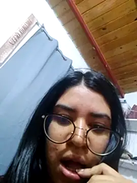 Snapshot of AlayaMore chatting on 11.02.25 AlayaMore online show from 11.02.25