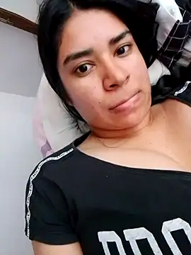 Snapshot of AlayaMore chatting on 11.02.25 AlayaMore online show from 11.02.25