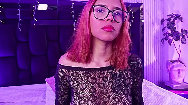 Snapshot of LilithLuxorr chatting on 02.20.26 LilithLuxorr online show from 02.20.26