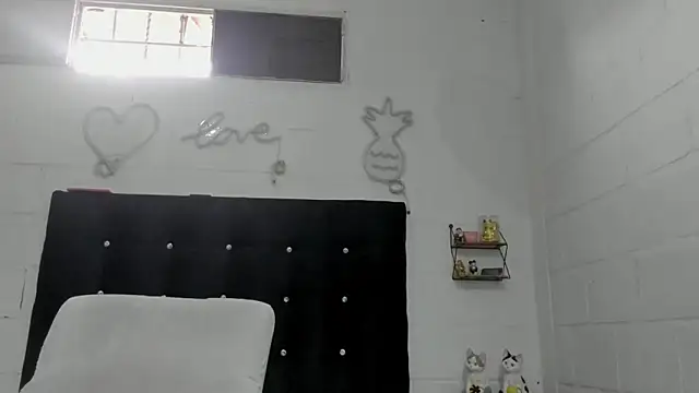 sexynova 93 online show from 07.09.26