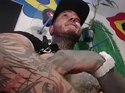 Snapshot of __mrmanny chatting on 11.08.25 mrmanny online show from 11.08.25