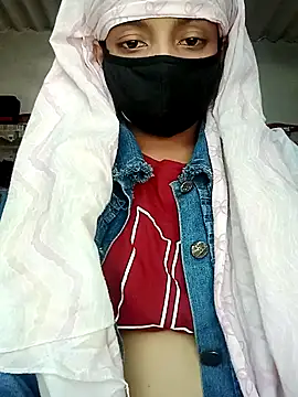 Snapshot of Quenn-Jiya752 chatting on 11.09.25 Quenn-Jiya752 online show from 11.09.25