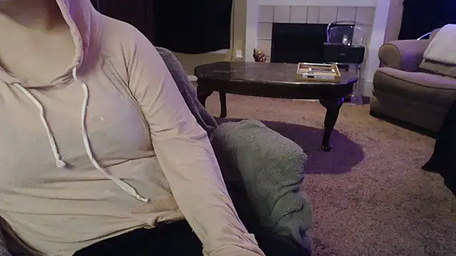 Snapshot of Skyl31 chatting on 03.01.26 Skyl31 online show from 03.01.26