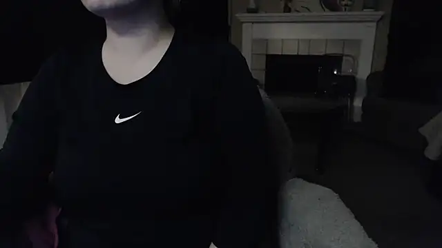 Snapshot of Skyl31 chatting on 04.10.26 Skyl31 online show from 04.10.26