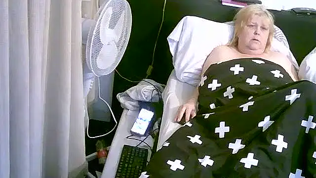 Sylviastar46 online show from 11.19.25