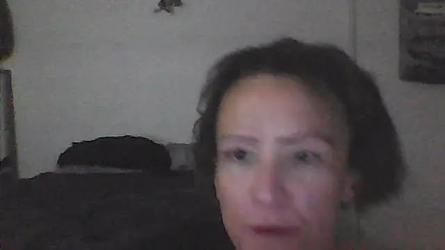 Karebearz1 online show from 04.23.26