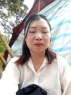 julybe online show from 04.04.26