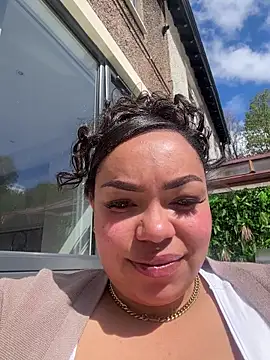 Snapshot of kennedylorel chatting on 04.19.26 kennedylorel online show from 04.19.26