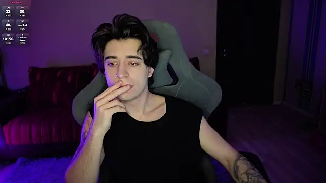 Yofukashii online show from 03.19.26