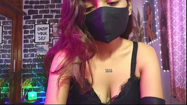 Saloni9 online show from 04.05.26