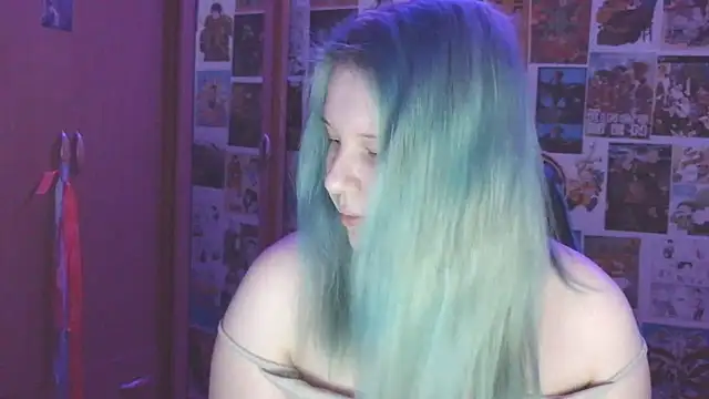 Snapshot of FoxPlayXX chatting on 06.21.26 FoxPlayXX online show from 06.21.26