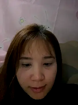 Snapshot of suryy001 chatting on 10.31.25 suryy001 online show from 10.31.25