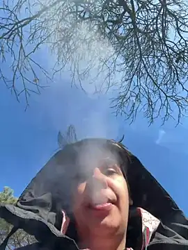 Snapshot of Carolineisback chatting on 02.25.26 Carolineisback online show from 02.25.26