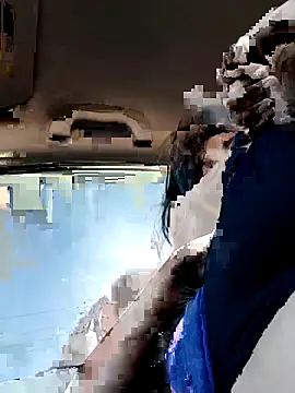 Snapshot of MZThang2Kute chatting on 11.01.25 MZThang2Kute online show from 11.01.25