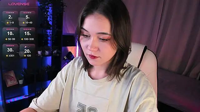 Snapshot of MistyLovia chatting on 11.06.25 MistyLovia online show from 11.06.25