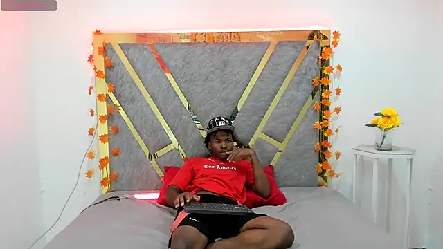 Snapshot of Big_Yaiman chatting on 10.29.25 Big Yaiman online show from 10.29.25