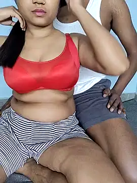 Snapshot of Cuty_Pussy1 chatting on 04.07.26 Cuty Pussy1 online show from 04.07.26