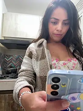 MailynAndNick online show from 02.02.26