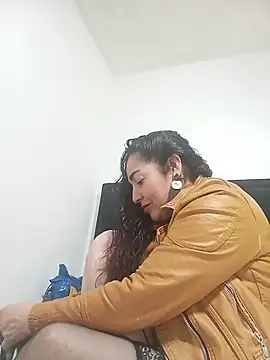 MaryRoze  online show from 11.16.25