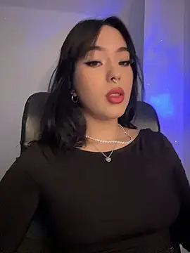 Snapshot of Raven_DeVille chatting on 01.18.26 Raven DeVille online show from 01.18.26