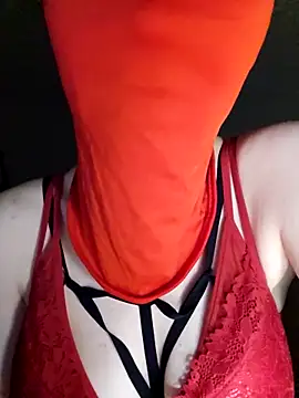 Cute-UwU online show from 11.11.25