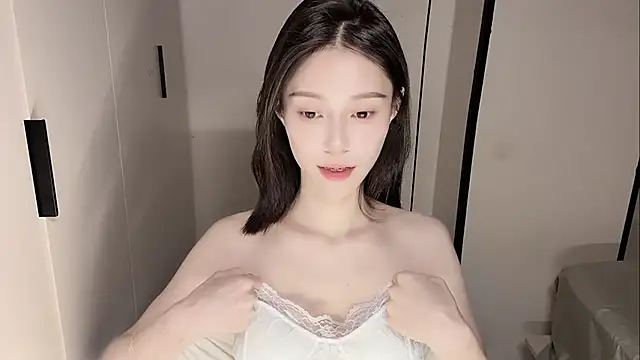 yuyu-33 online show from 11.19.25