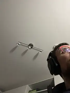 Guttermann online show from 11.26.25