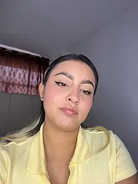 Snapshot of Elina_Hills chatting on 05.25.26 Elina Hills online show from 05.25.26
