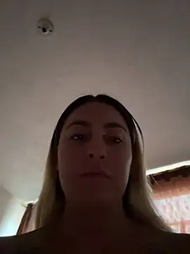 Snapshot of Elina_Hills chatting on 06.21.26 Elina Hills online show from 06.21.26