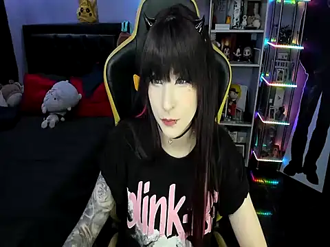 Yummy dark online show from 02.25.26