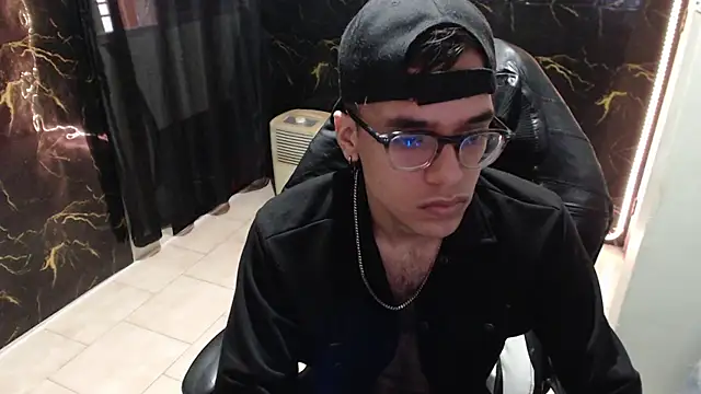 jhon sex18 online show from 11.06.25