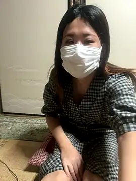 tsuk4s4  online show from 11.04.25